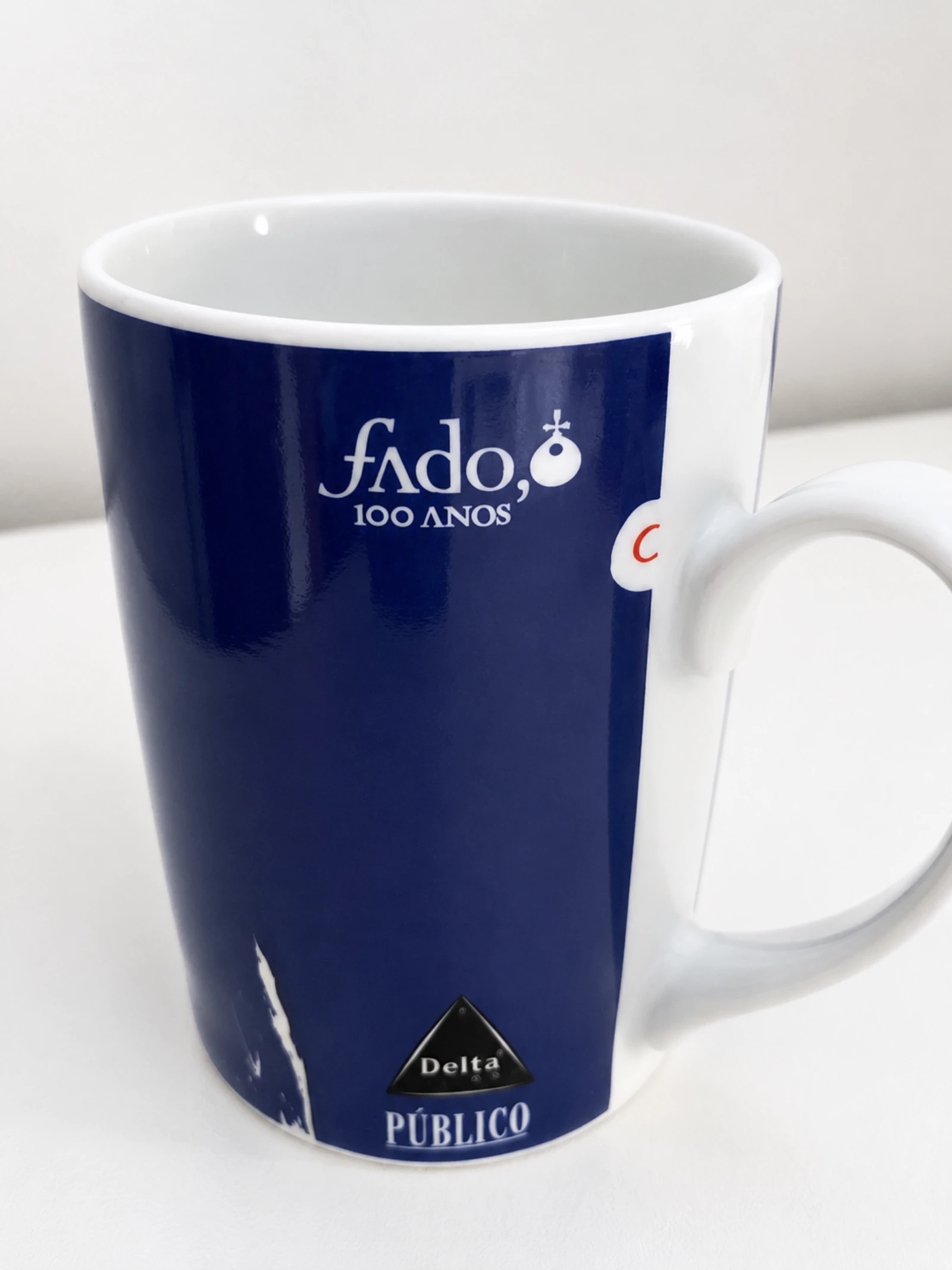 Caneca de coleção "Fado, 100 Anos" | Delta Cafés / Publico  – photo 3